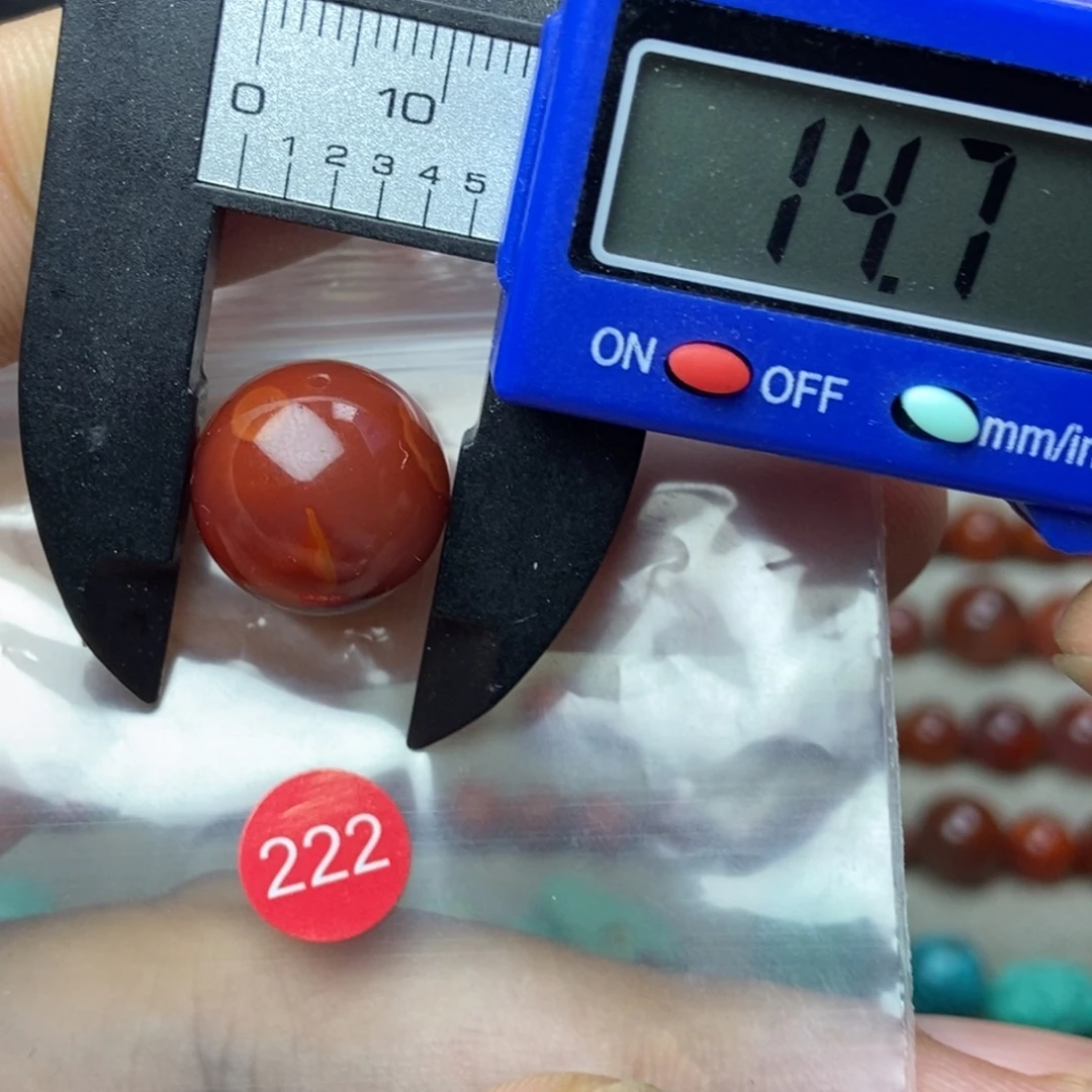 南红玛瑙未镶嵌南红玛瑙有瑕疵