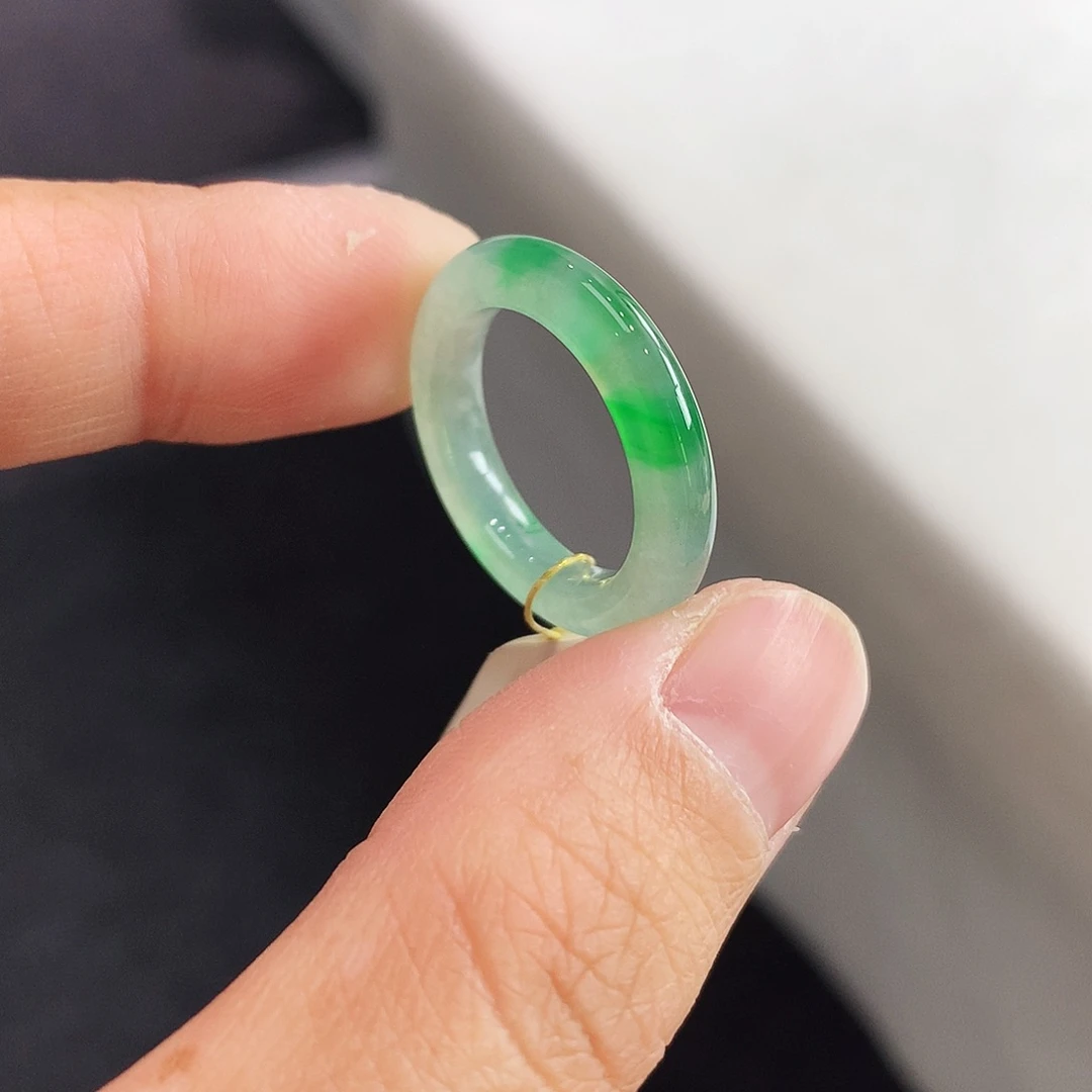 翡翠未镶嵌戒指10-11号