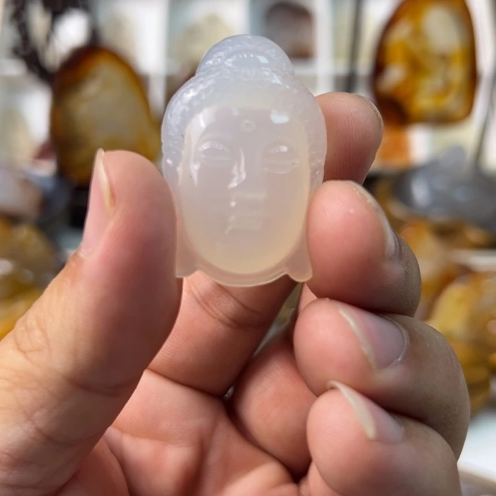 玛瑙/玉髓颈饰未镶嵌