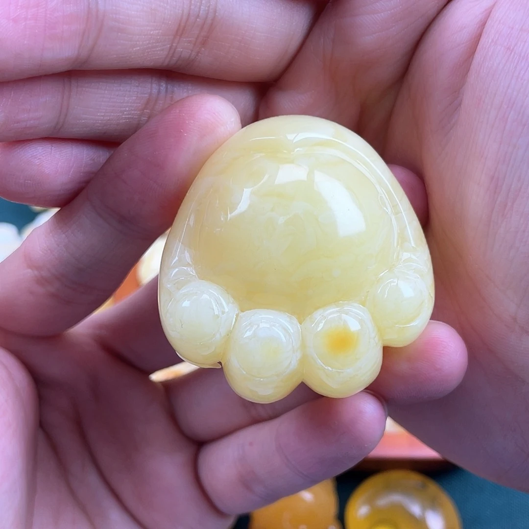 琥珀裸石未镶嵌蜜蜡