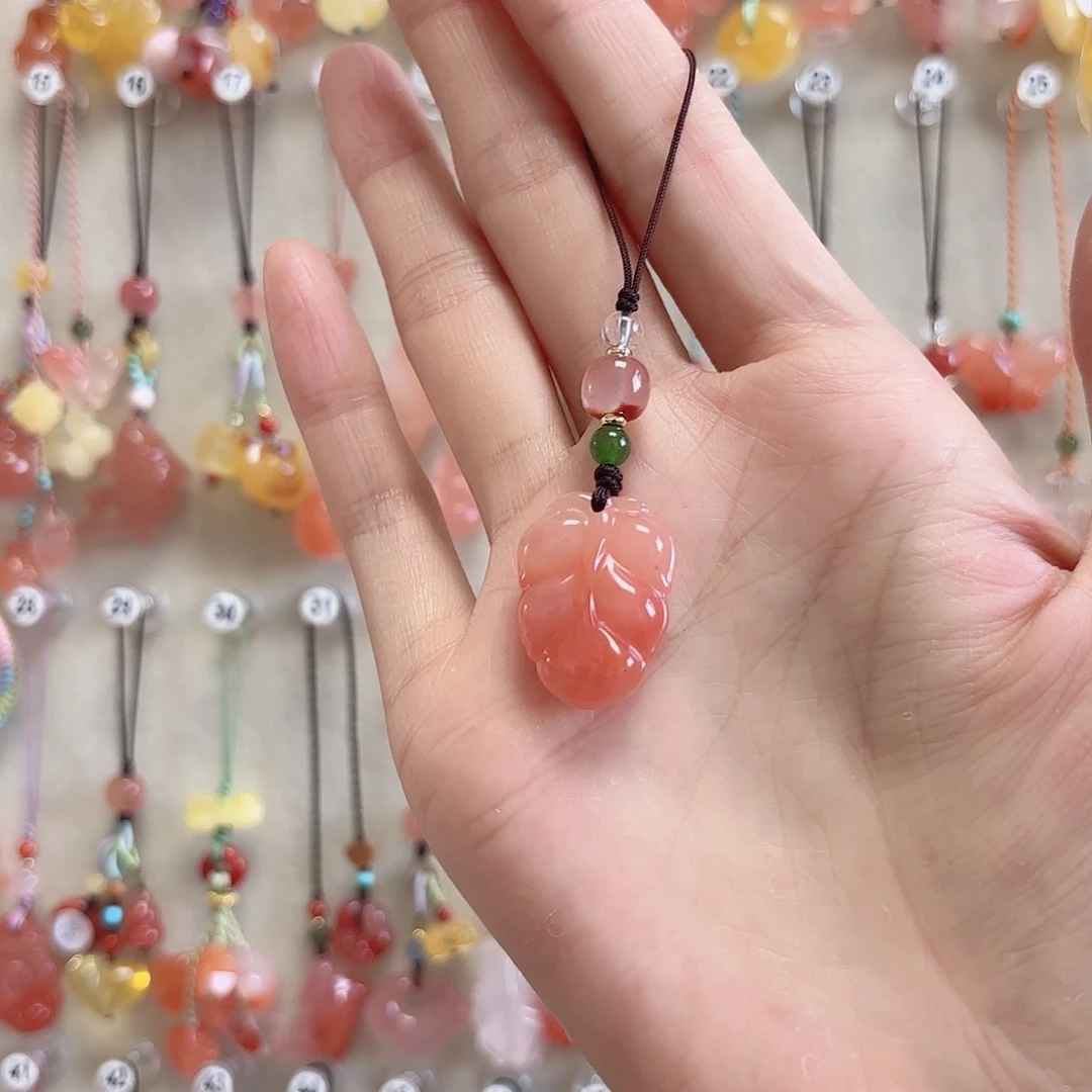 南红玛瑙未镶嵌吊坠(赠链)