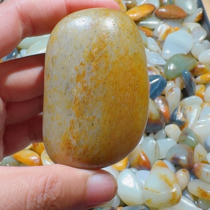 和田玉未镶嵌挂件128克