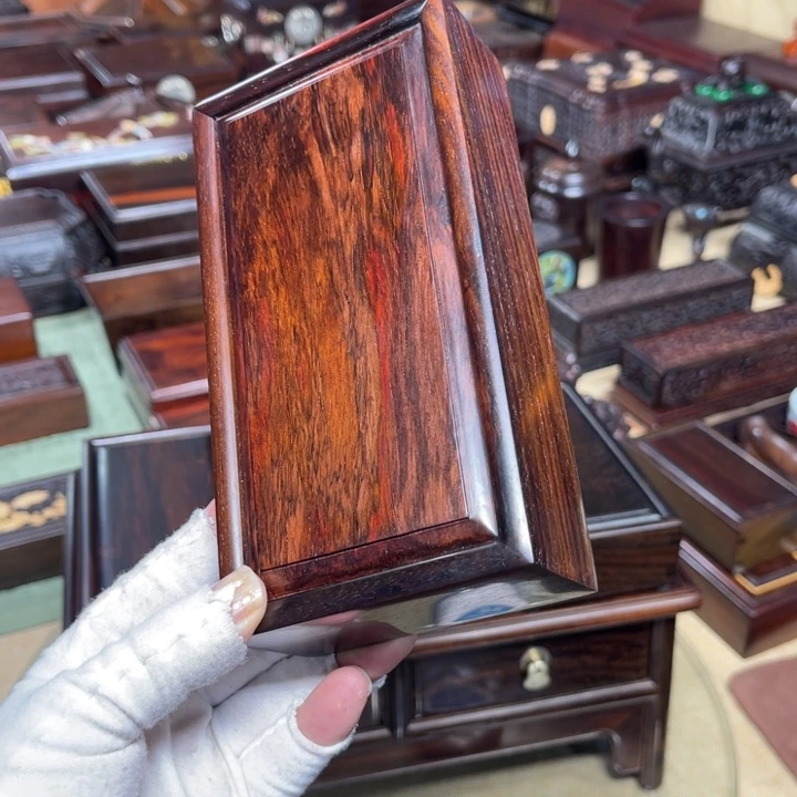 紫檀木类成套家具
