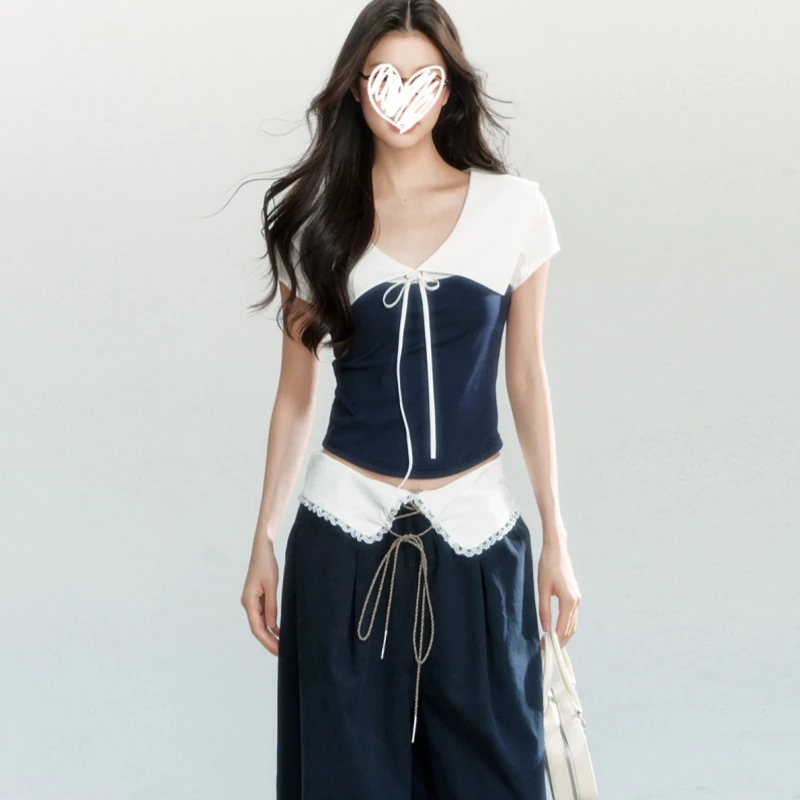 2025年夏季新款设计感休闲百搭薄款恤藏蓝拼接修身显瘦小众上衣