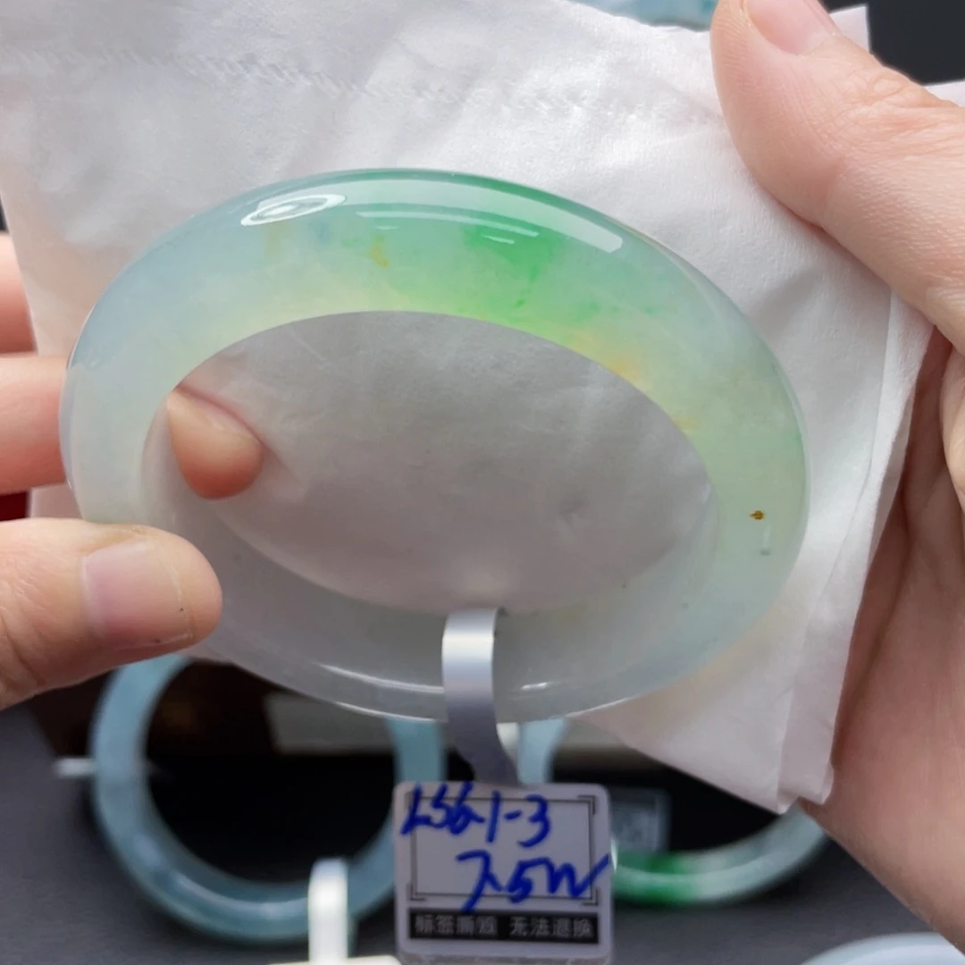 翡翠手镯未镶嵌54冰绿