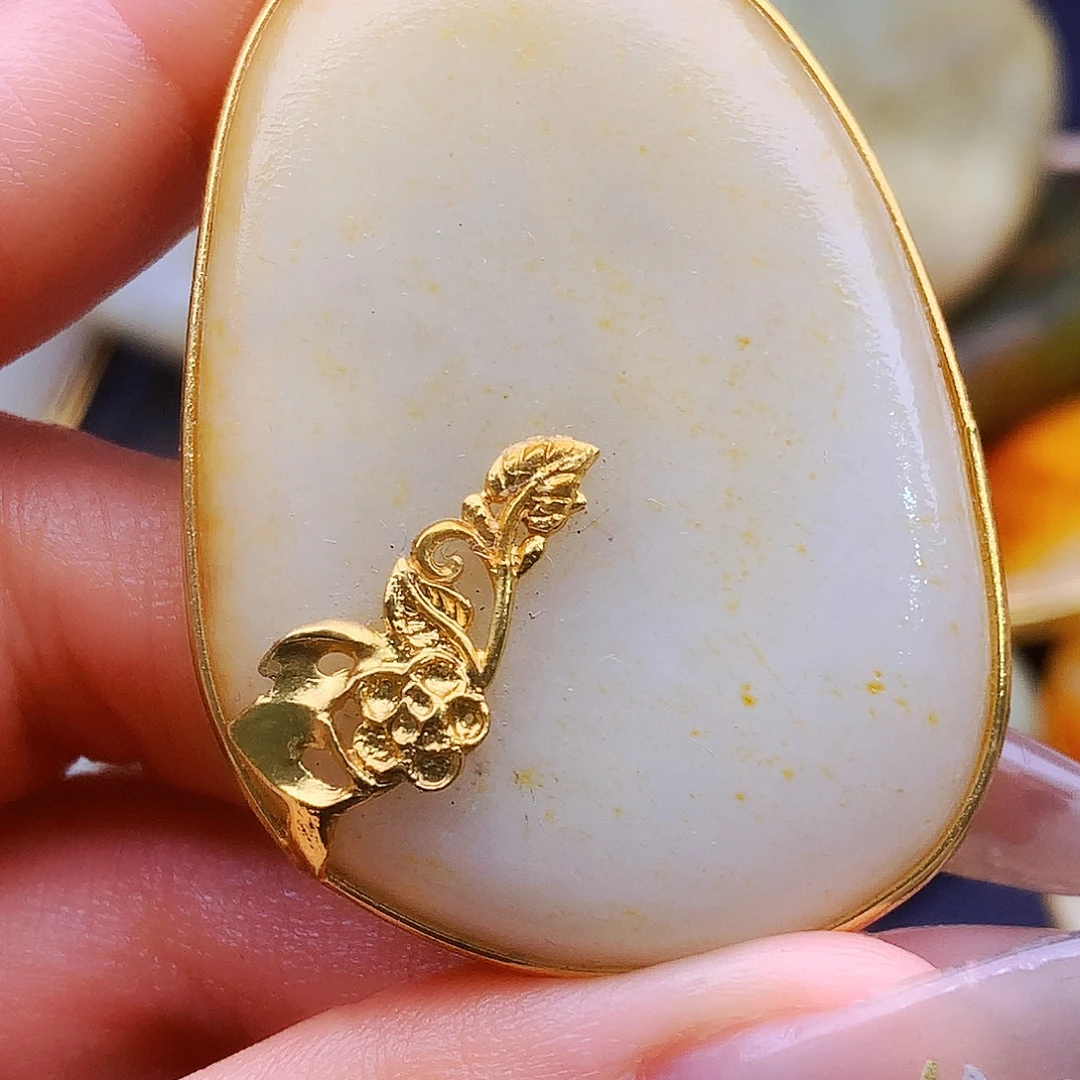 未镶嵌和田玉挂件