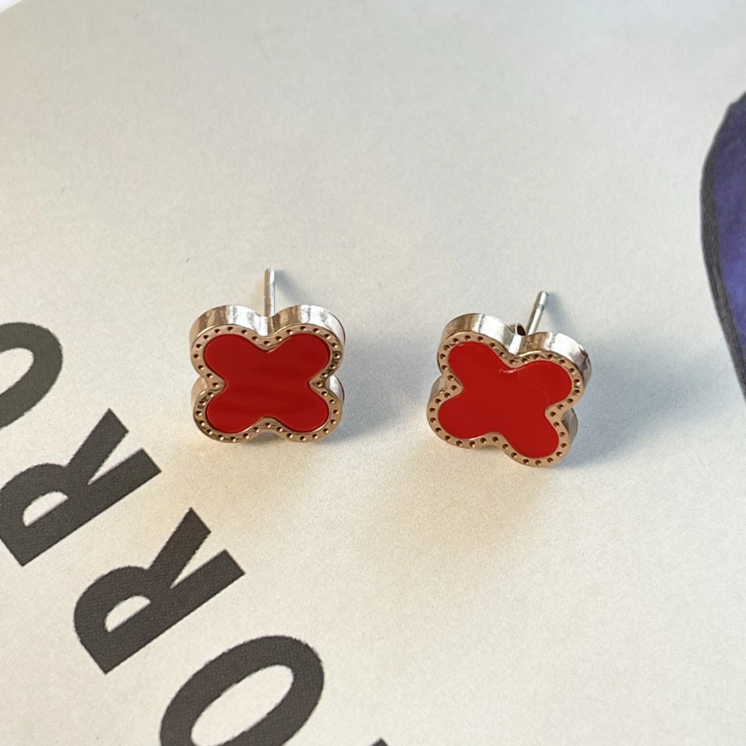 钛钢耳饰 E27四叶草耳钉气质轻奢时尚百搭小众简约经典小巧精致