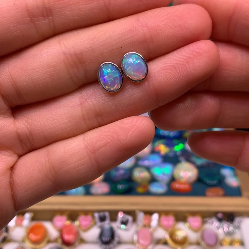 【闪购商品】欧泊耳钉款式银S925镶嵌