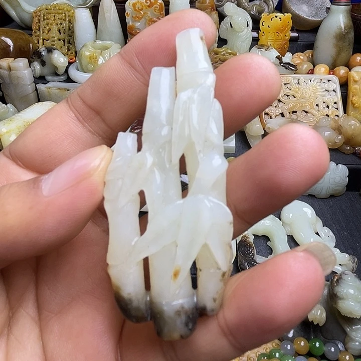 颈饰未镶嵌和田玉