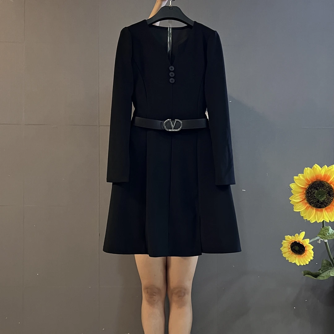 早秋新款轻职风气质V领收腰显瘦大码连衣裙