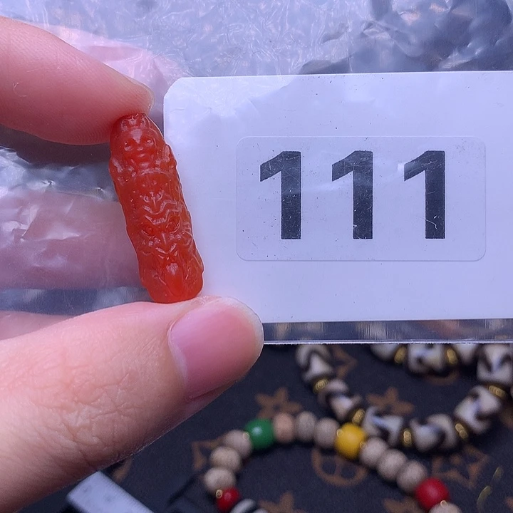 玛瑙/玉髓随机发1个未镶嵌