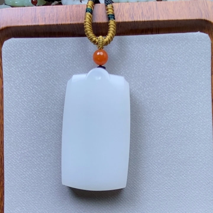 颈饰未镶嵌和田玉粑*渝