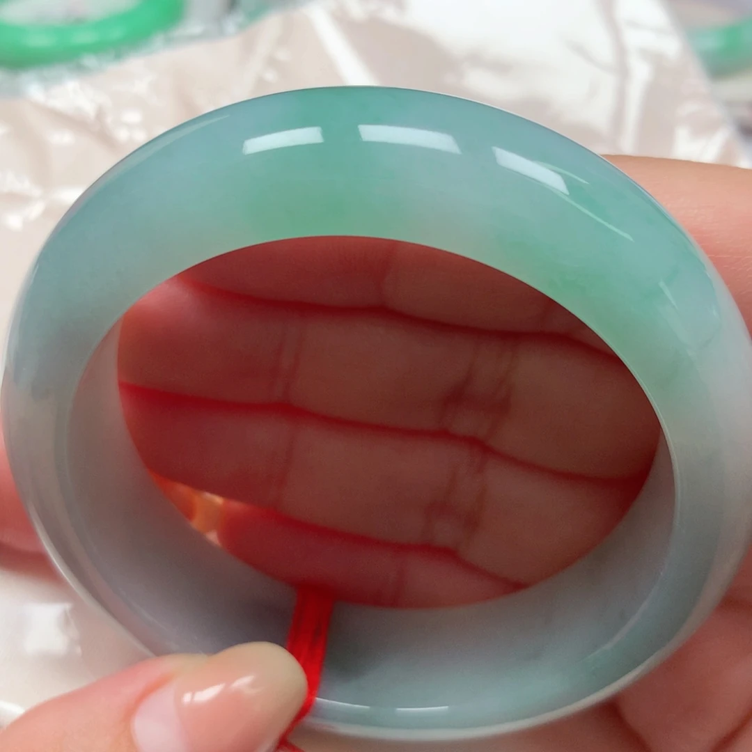 翡翠未镶嵌手镯35冰胶蓝花轮胎细腻