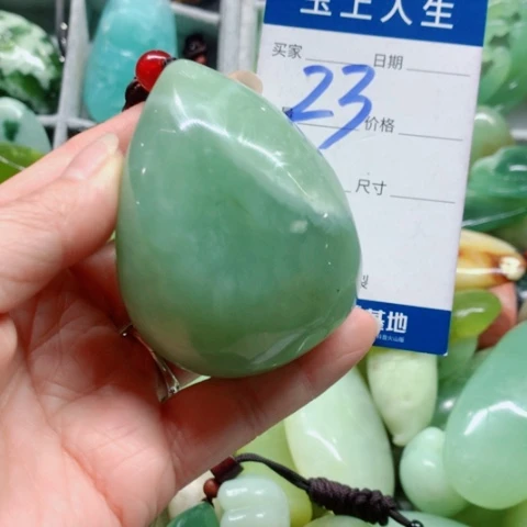 蛇纹石玉未镶嵌手把件