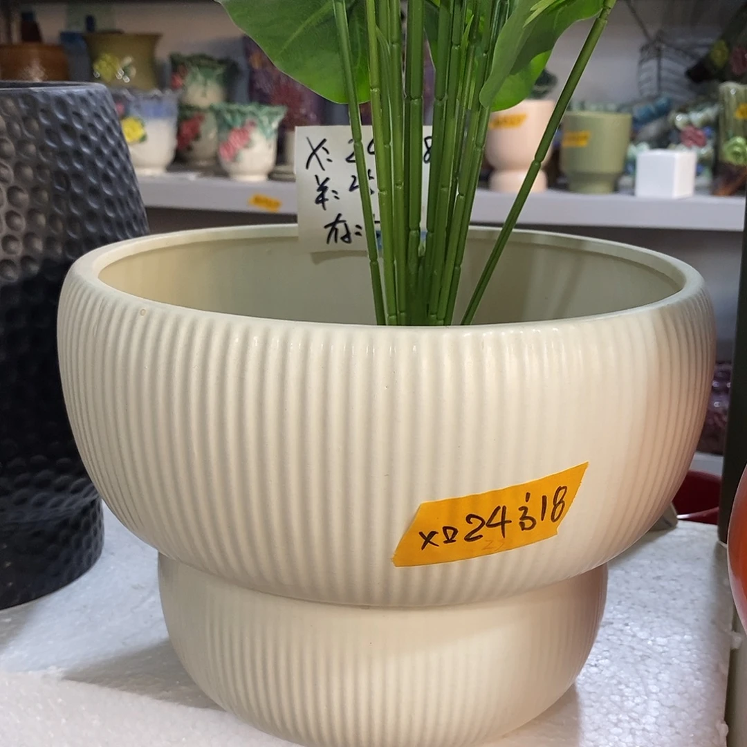 陶摆件陶盆有孔 瑕疵介意勿拍