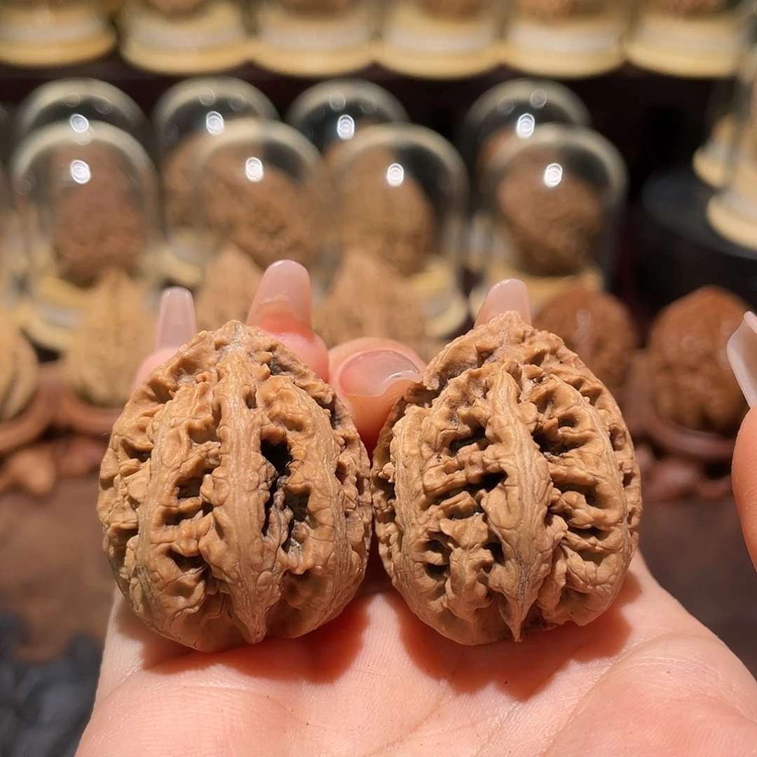 文玩核桃吊坠粗筋八棱18