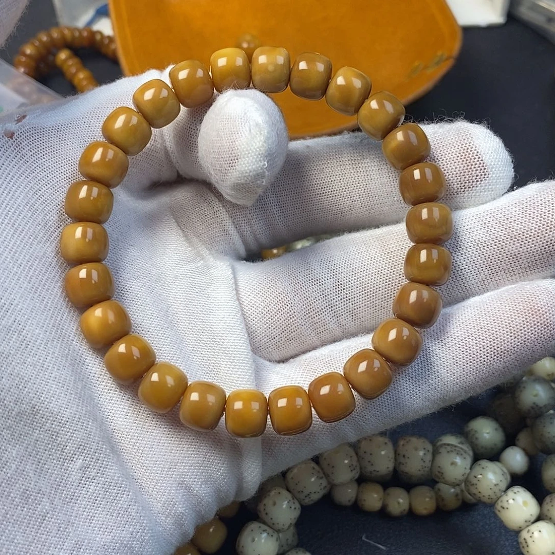 有***乱吊坠龙脊菩提毕业龙脊菩提9x8半玉化油料全品 无钥匙孔