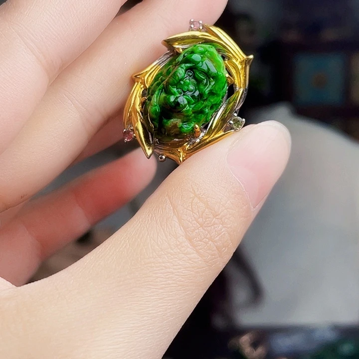 翡翠银S925镶嵌颈饰多样性