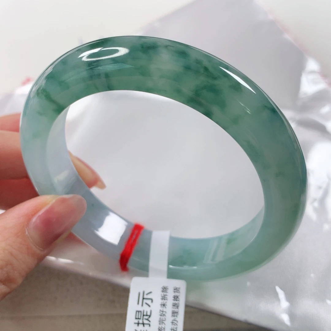 未镶嵌手镯翡翠 正圈②⑦②高货微瑕⭐⭐⭐⭐⭐强烈推荐
