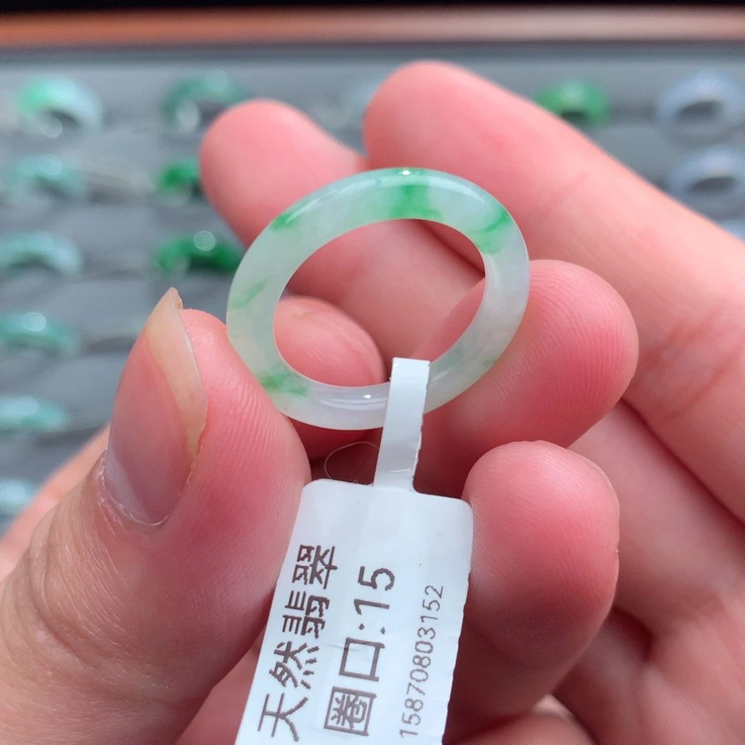 翡翠戒指未镶嵌天然