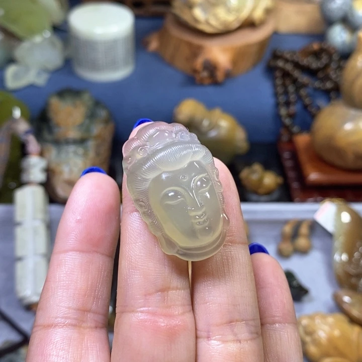 蛇纹石玉岫玉吊坠未镶嵌