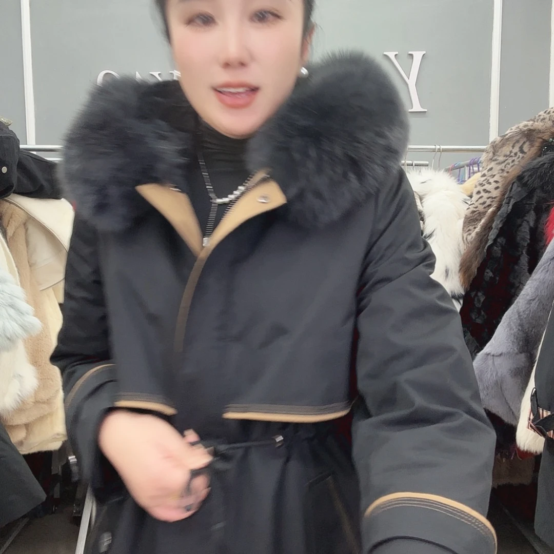 姚小妖家高端皮草