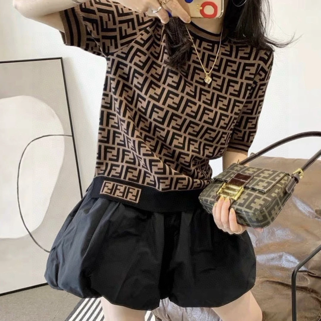 未使用 FENDI/芬迪 双F满印针织短袖 42码 P01078