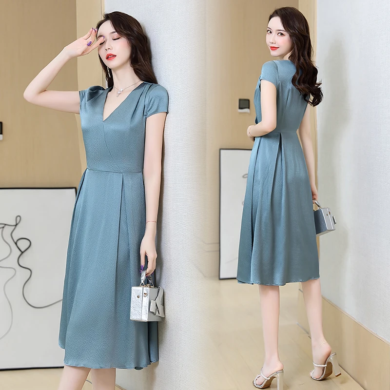 杭州真丝连衣裙女夏季新款气质高级感重磅双绉皮粉色V领裙显瘦