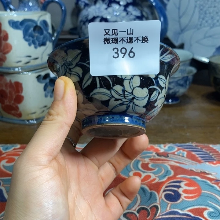 钛合金景德镇手工手绘百合杯