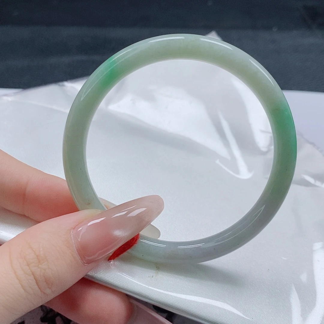 【闪购商品】未镶嵌手镯（圆镯）翡翠492号