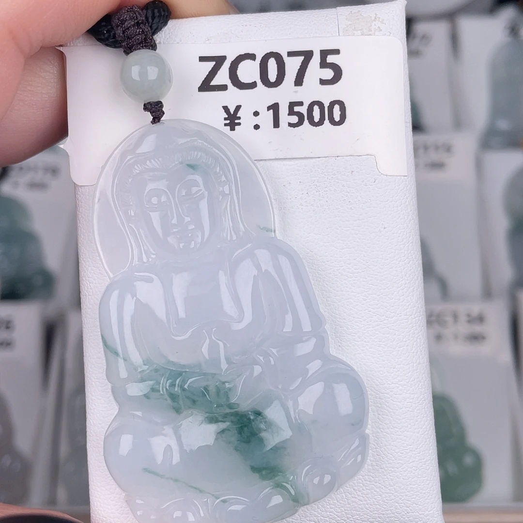 翡翠未镶嵌颈饰zc075