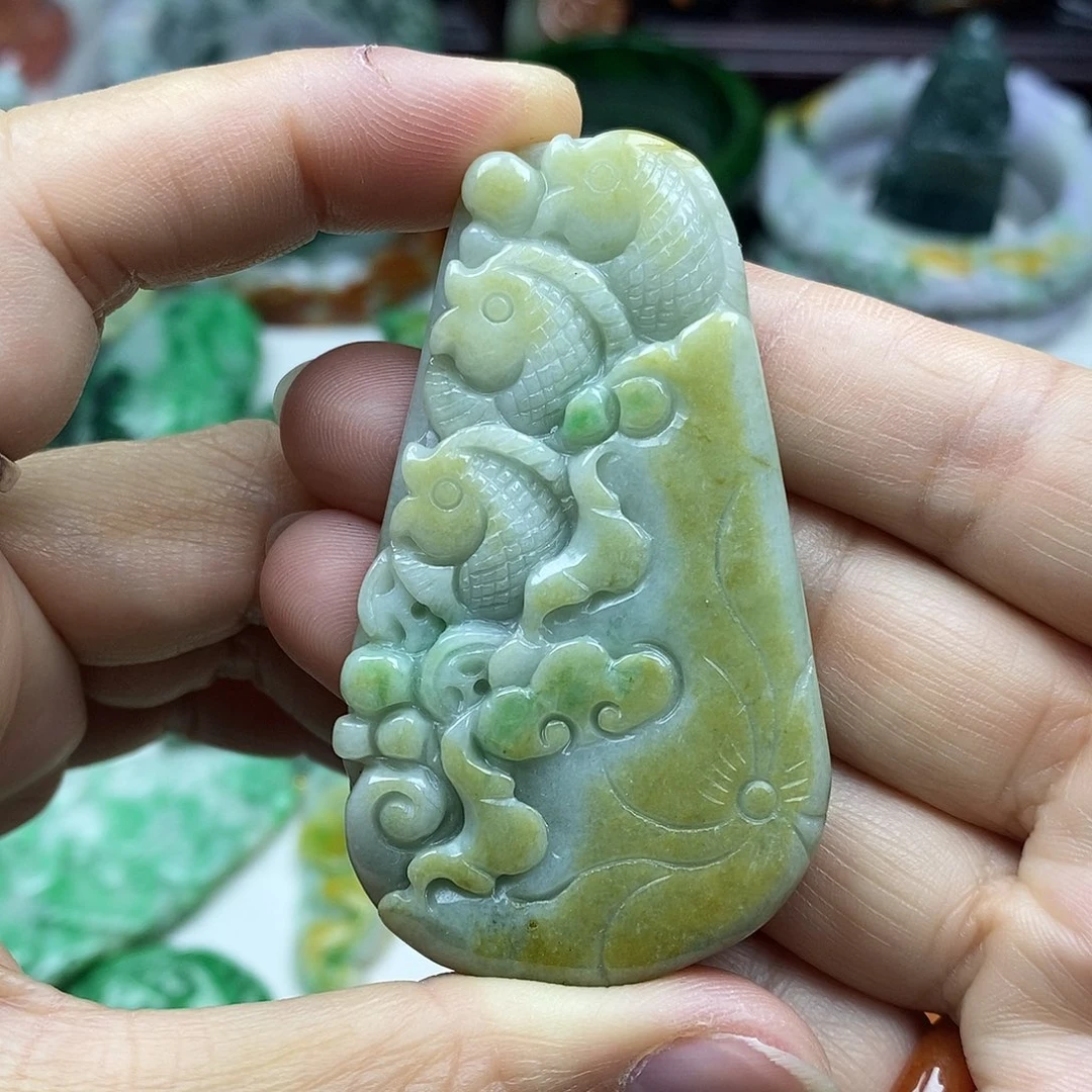 颈饰未镶嵌翡翠牌子