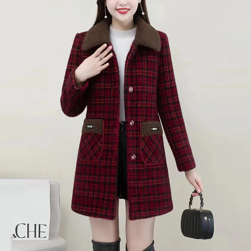 2025羊羔毛中长款加绒厚高端妈妈貂绒格子外套女收腰毛呢大衣