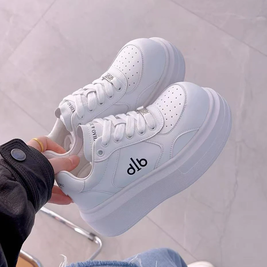 818-02休闲洋气百搭厚底小白鞋（跟高5公分左右）