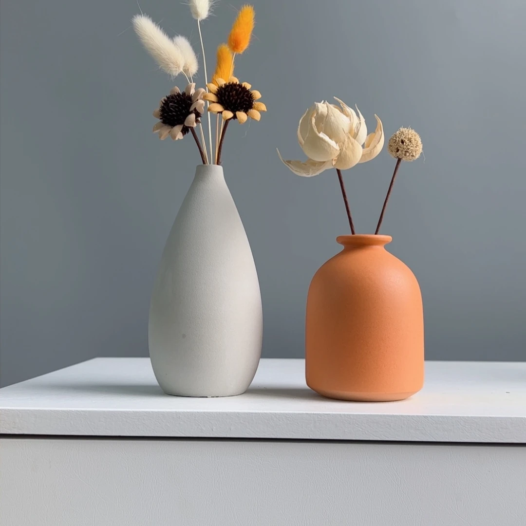 摆件陶瓷小花瓶摆件含花总高约20-30cm