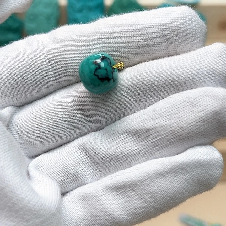 绿松石珠宝未镶嵌