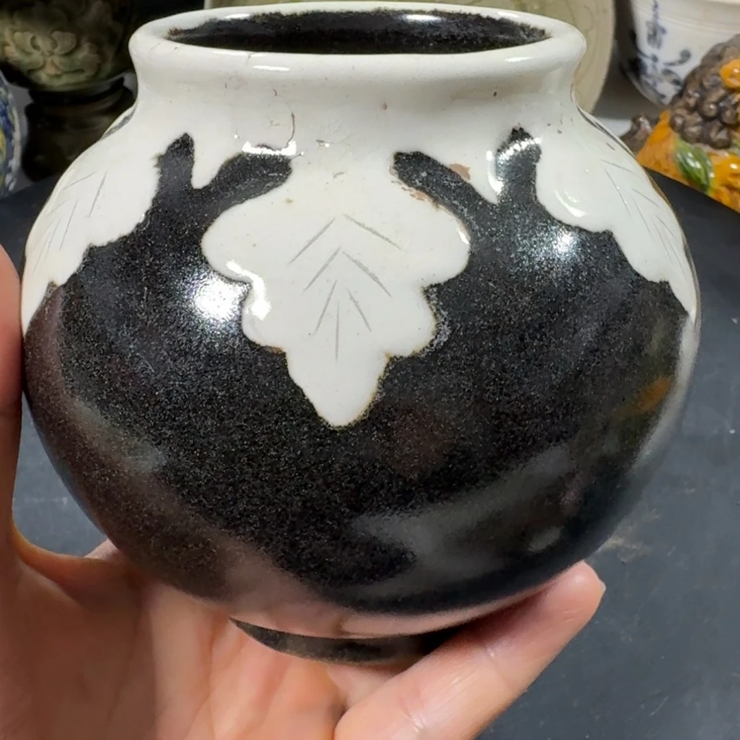 如***士瓷片器形美观大方典雅