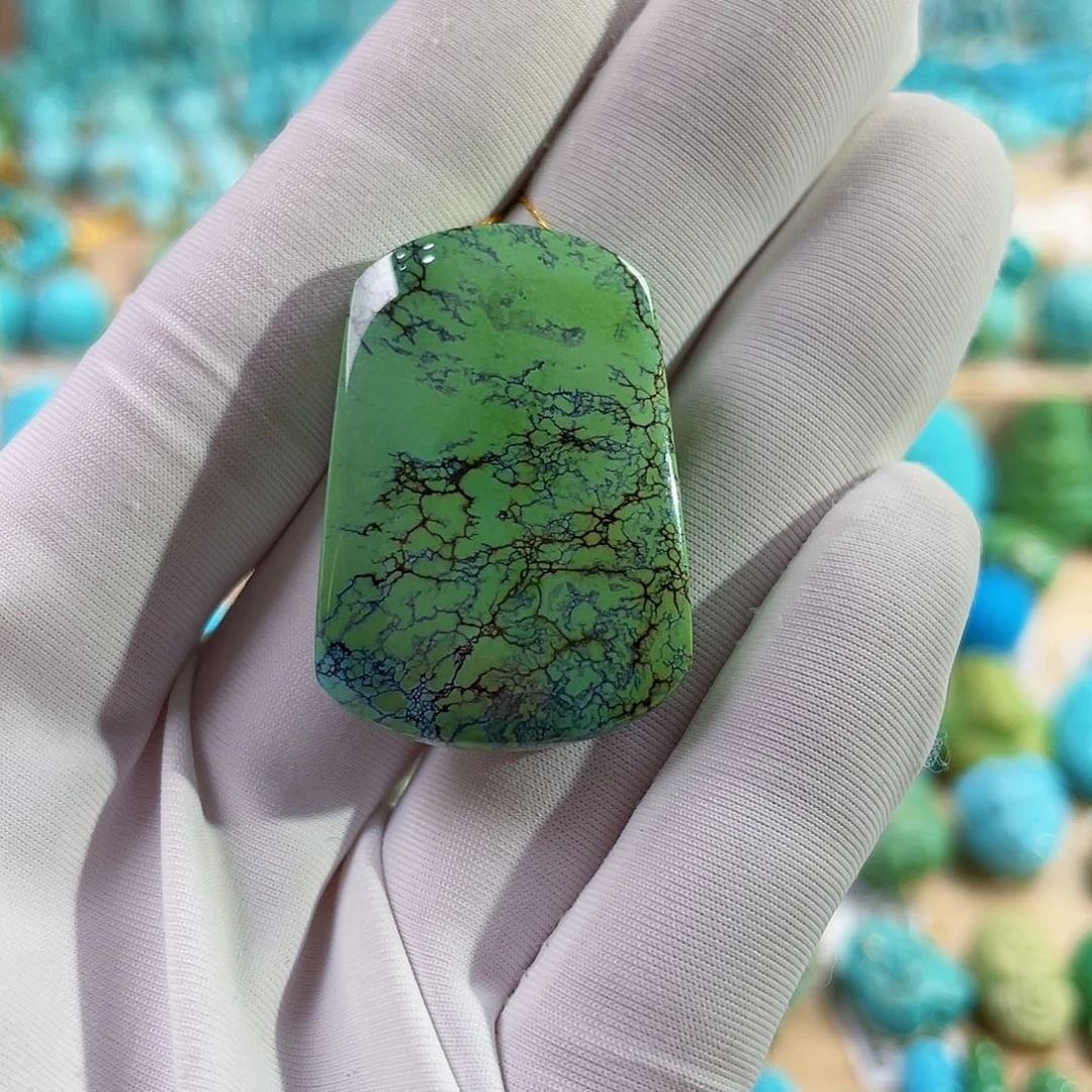 绿松石未镶嵌珠宝奇石