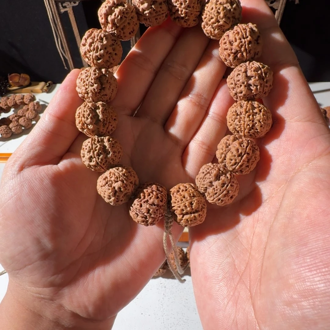 金刚菩提吊坠21尺寸五星蜂王