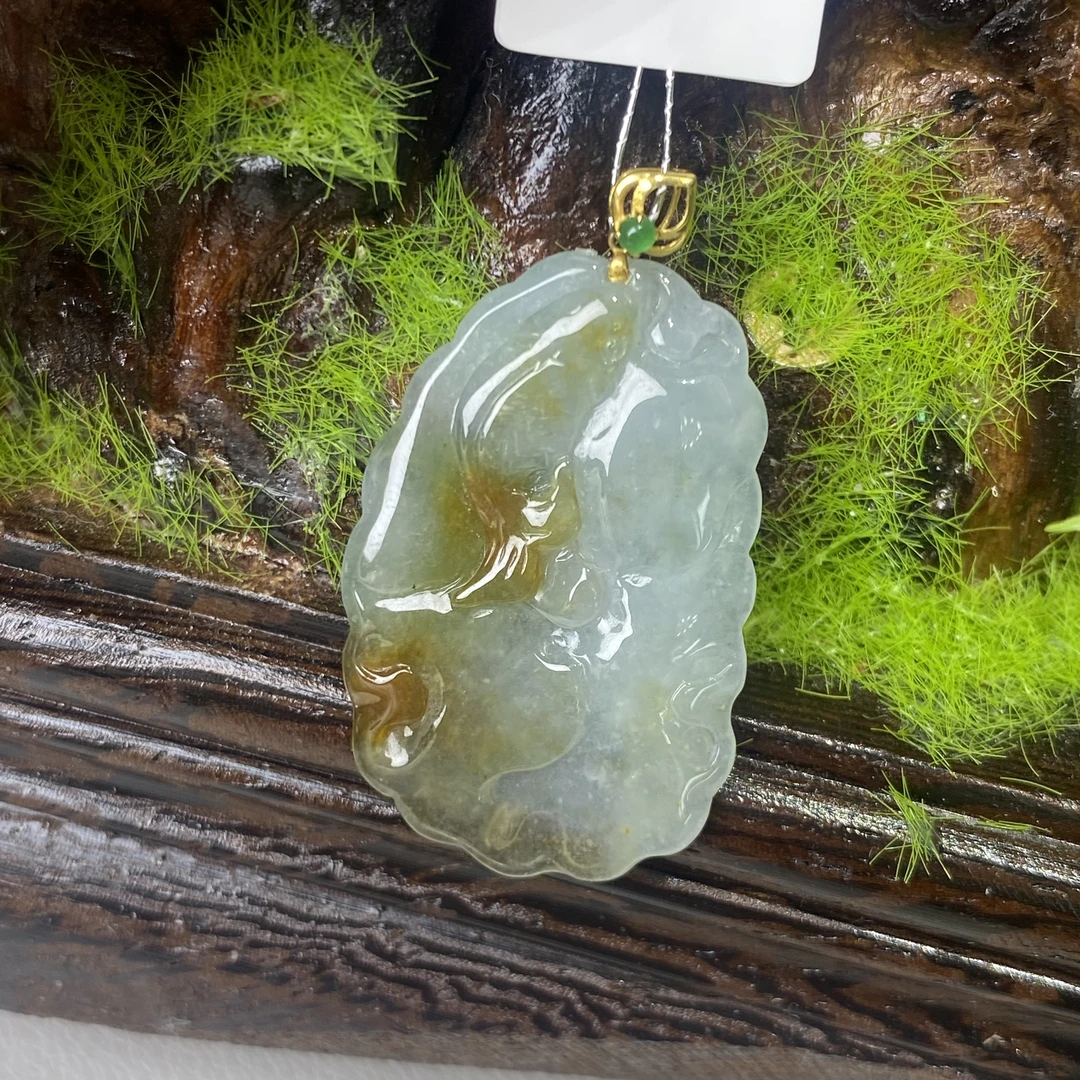 25610天然缅甸A货翡翠-荷叶鱼