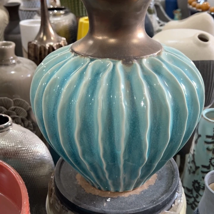陶瓷花瓶摆件外贸出口微瑕捡漏高30口9公分微瑕划痕摩擦