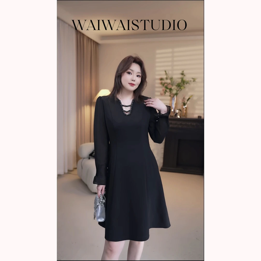 【婉腰】显瘦钉珠高级感气质连衣裙 25S038