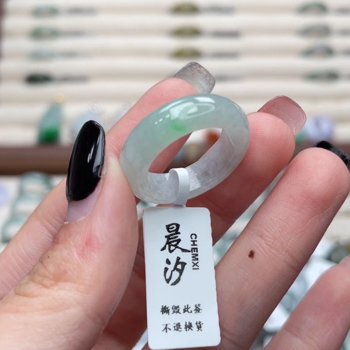 翡翠未镶嵌戒指a61港圈13冰绿底阳绿飘花