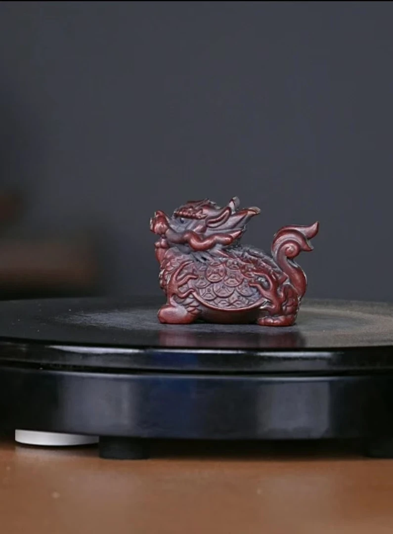 宜兴原矿紫砂茶玩--龙龟