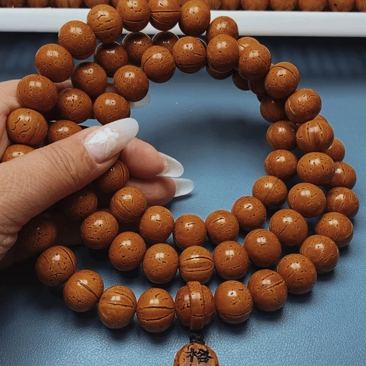 桃核脖挂苹果16花皮色差66颗