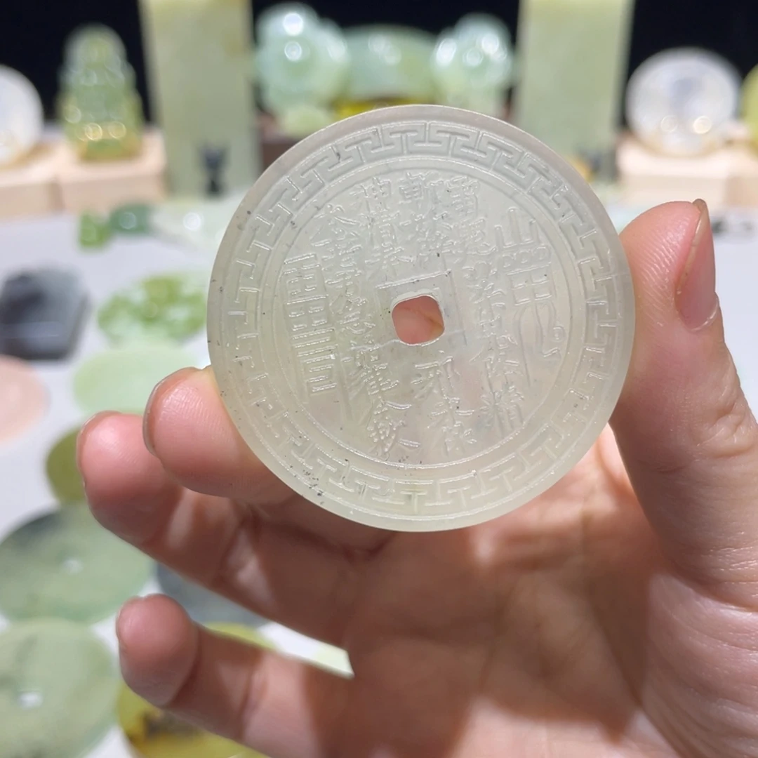 岫玉未镶嵌颈饰颈饰29