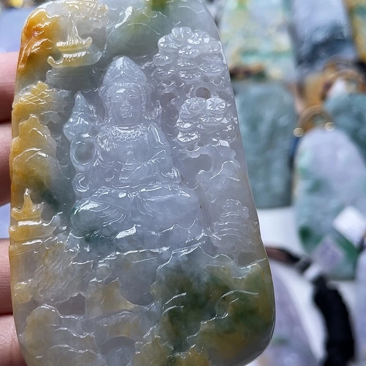 天***空颈饰未镶嵌翡翠天然