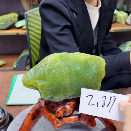 未镶嵌蛇纹石玉原石用****3