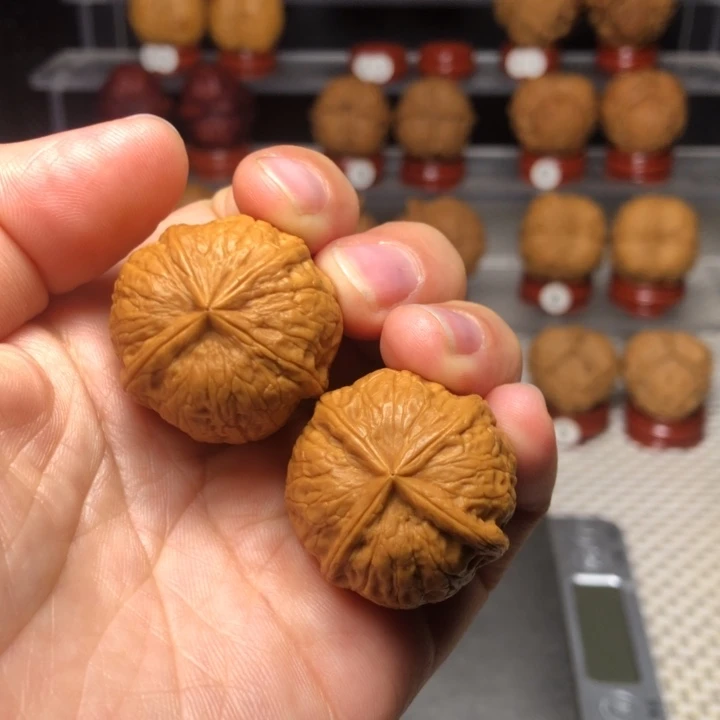 文玩核桃把件19门墩四棱