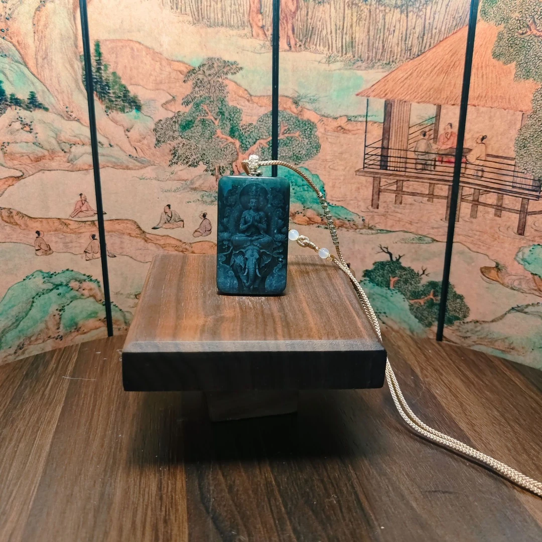 G和田玉普贤菩萨影雕吊坠0663
